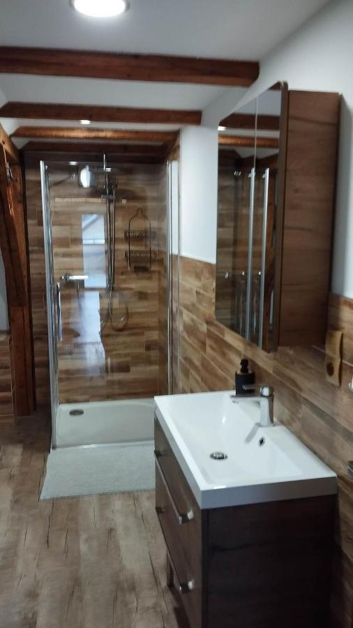 Apartman Albreit 2 ヤーヒモフ エクステリア 写真